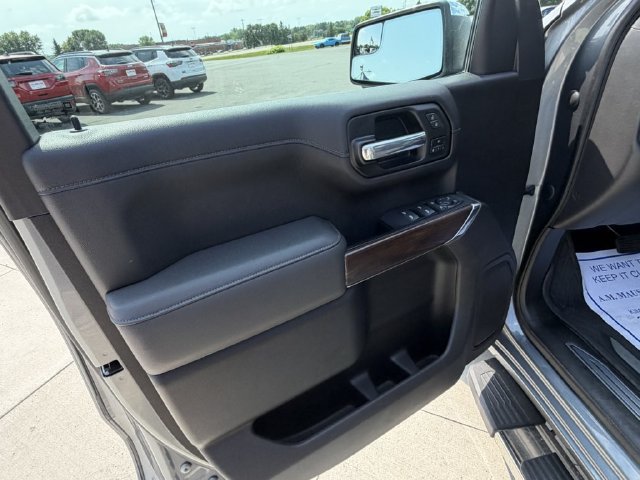 Used 2021 GMC Sierra 1500 SLT w/ SLT Premium Package AWD/4WD image 10