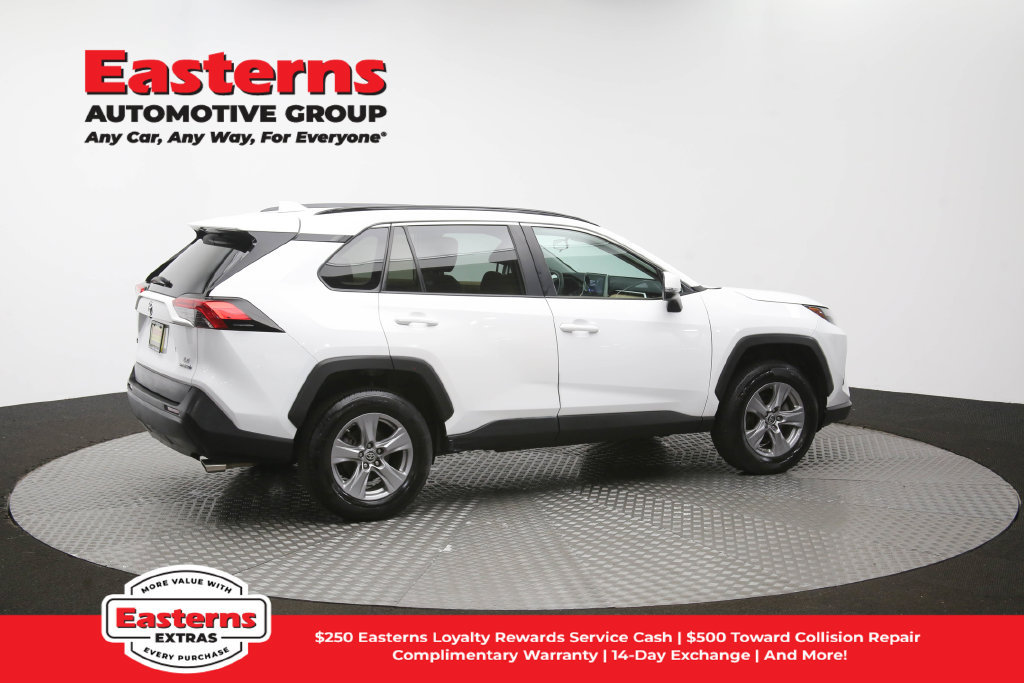 Used 2023 Toyota RAV4 LE AWD/4WD image 42