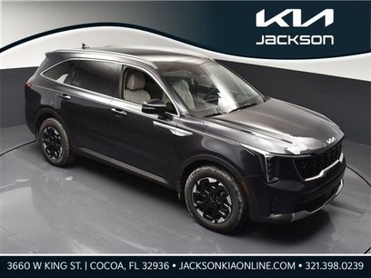 Certified 2025 Kia Sorento S w/ Panoramic Sunroof Package