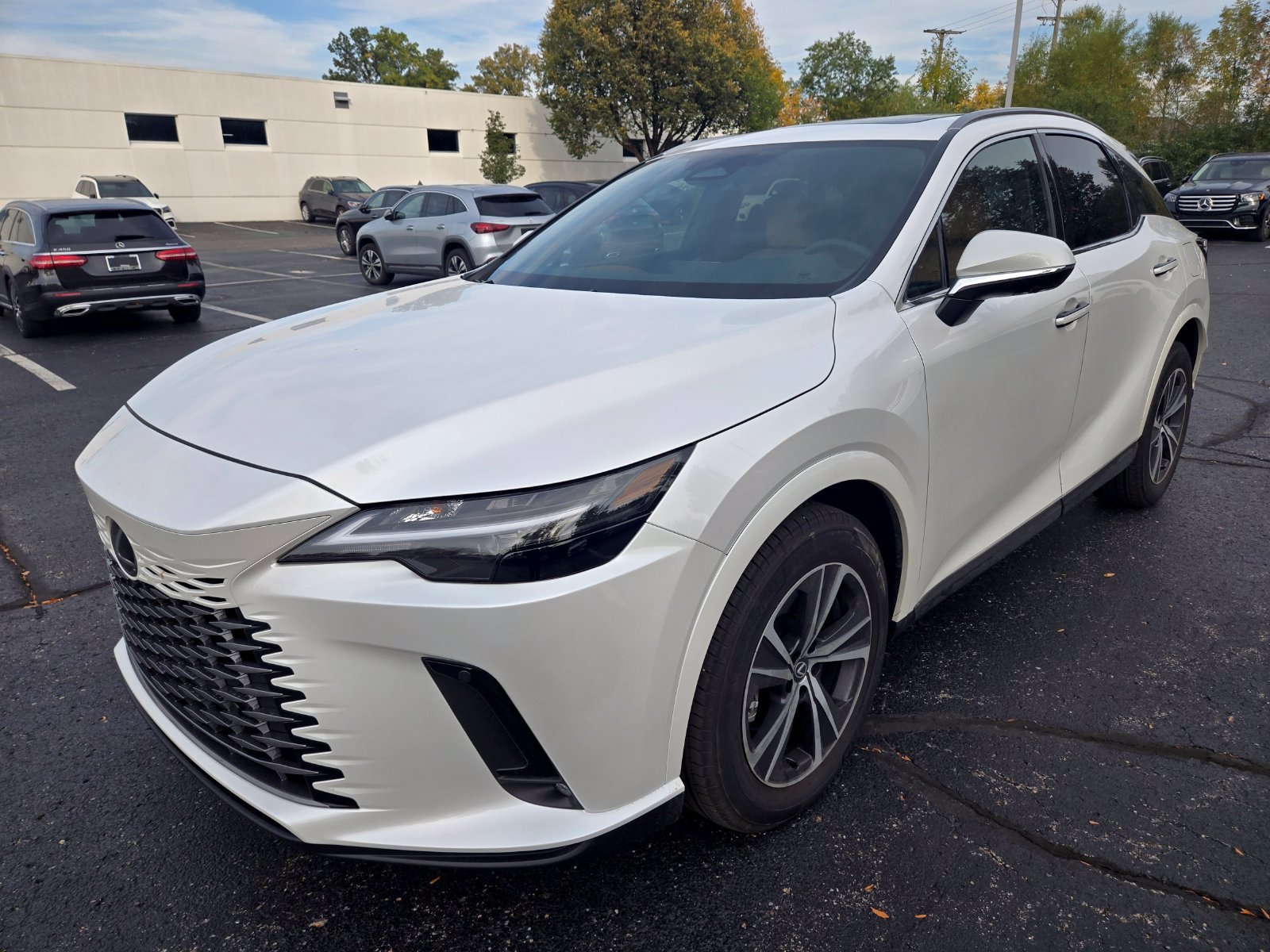Used 2025 Lexus RX 350 AWD image 1