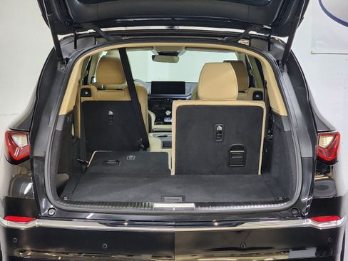 Certified 2025 Acura MDX SH-AWD w/ Advance Package image 8