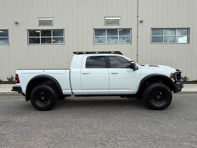 Used 2023 RAM 2500 Limited AWD/4WD image 2