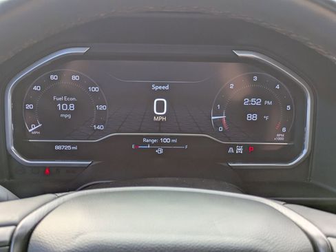 Used 2024 GMC Sierra 1500 AT4 w/ Technology Package image 18