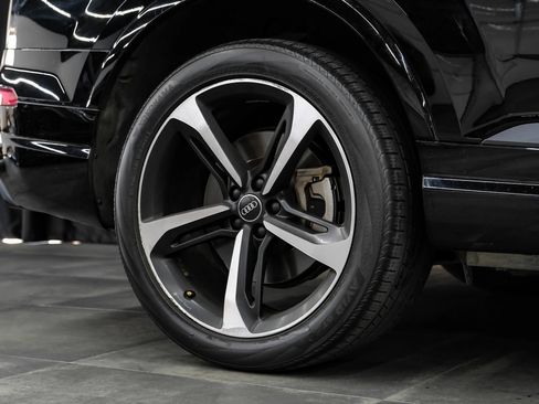 Used 2019 Audi Q7 3.0T Prestige w/ Prestige Package AWD/4WD image 75