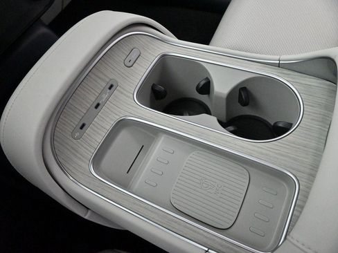 Used 2026 Hyundai Palisade Calligraphy FWD image 27