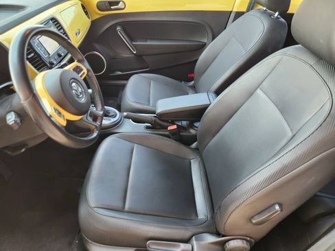 Used 2015 Volkswagen Beetle 1.8T FWD image 14