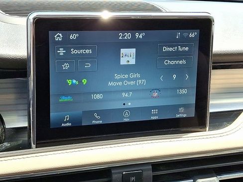 Used 2021 Lincoln Corsair AWD w/ Premium Package image 23