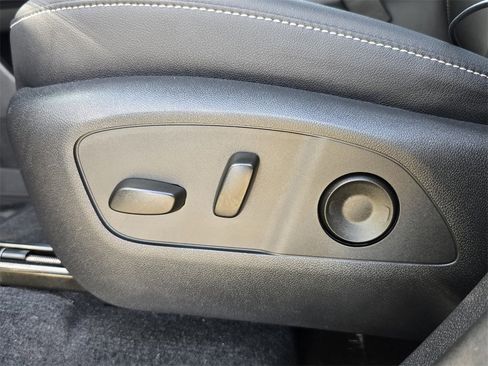 Certified 2026 Chevrolet Traverse LT w/ Enhanced Driving Package image 27