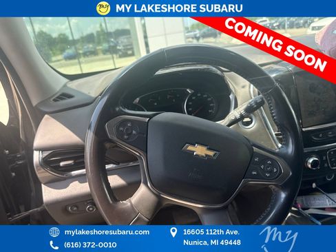 Used 2018 Chevrolet Traverse LT AWD/4WD image 9