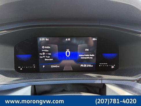 Used 2023 Volkswagen Taos SE w/ Panoramic Sunroof Package AWD/4WD image 41