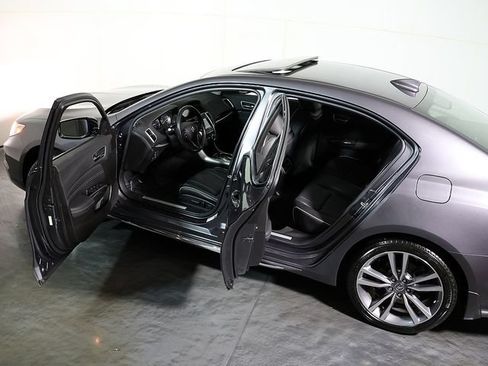 Certified 2019 Acura TLX V6 w/ Technology Package FWD image 5