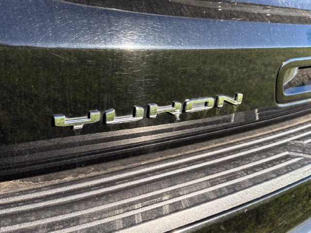 Used 2022 GMC Yukon AT4 AWD/4WD image 21