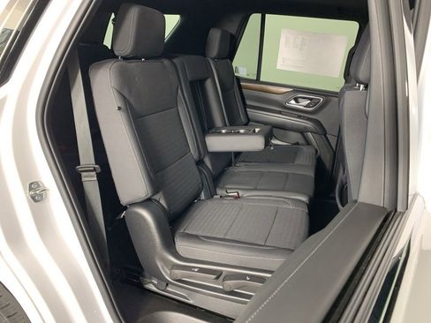 Used 2022 GMC Yukon SLE w/ Gmc Pro Safety Plus Package image 35