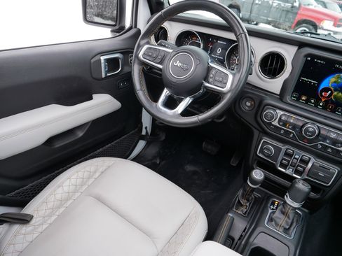 Certified 2023 Jeep Wrangler Unlimited Sahara image 9