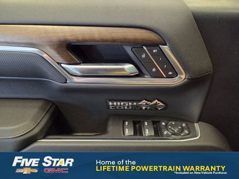 New 2026 Chevrolet Silverado 1500 High Country w/ High Country Premium Package AWD/4WD image 25