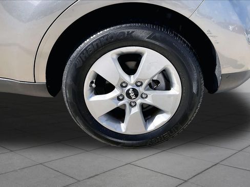 Used 2019 Kia Soul FWD image 10