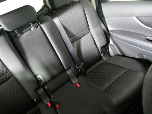 Used 2019 Nissan Rogue SV image 14