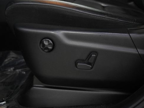 Used 2018 Jeep Grand Cherokee Altitude image 29