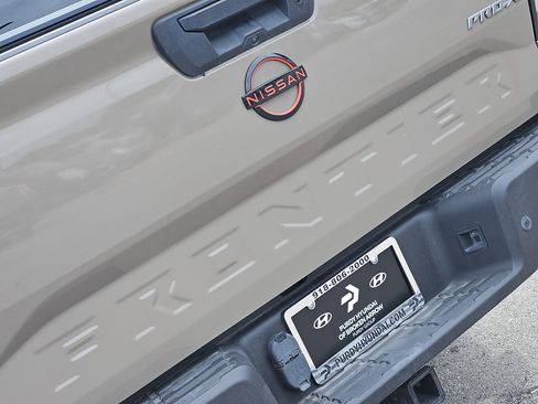 Used 2023 Nissan Frontier Pro-X w/ Pro Convenience Package RWD image 7