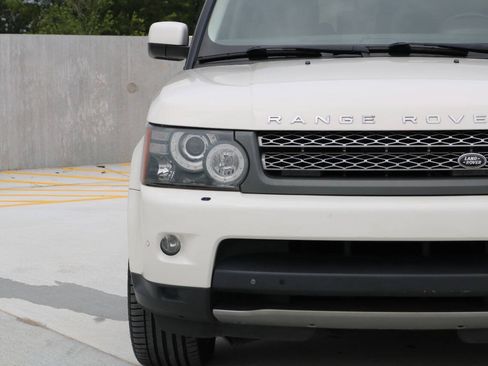 Used 2010 Land Rover Range Rover Sport Supercharged AWD/4WD image 41