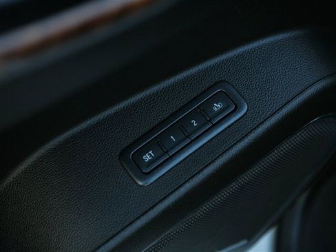 Used 2015 Chevrolet Suburban LTZ AWD/4WD image 10