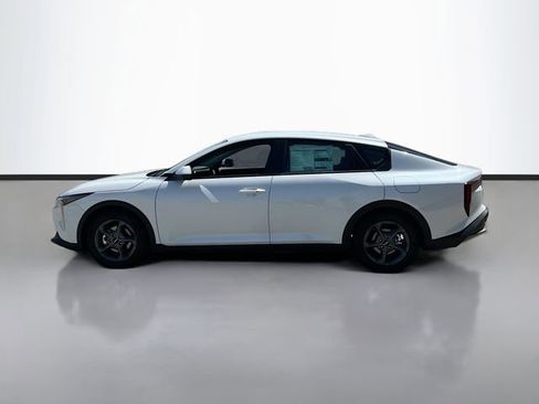 New 2026 Kia K4 LXS image 4