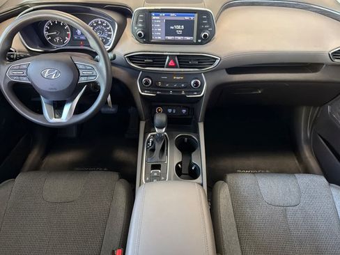 Used 2020 Hyundai Santa Fe SE AWD/4WD image 3