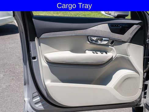 Used 2024 Volvo XC90 T8 Plus w/ Protection Package Premier AWD/4WD image 11