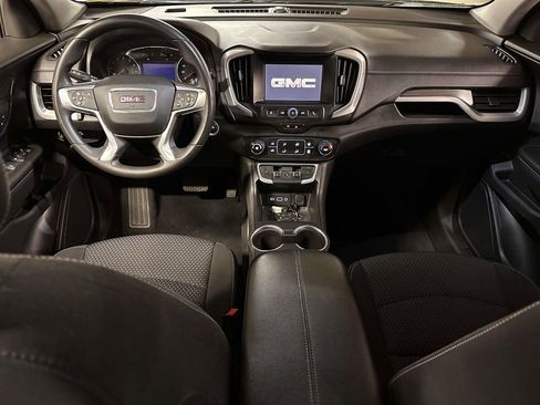 Used 2023 GMC Terrain SLE w/ Elevation Edition image 16