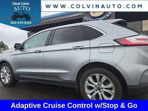 Used 2020 Ford Edge Titanium w/ Equipment Group 301A FWD image 5