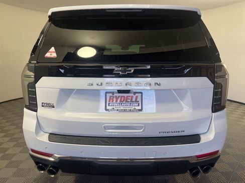 New 2026 Chevrolet Suburban Premier image 5