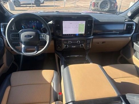 Used 2026 Ford F250 Lariat w/ Chrome Package image 4