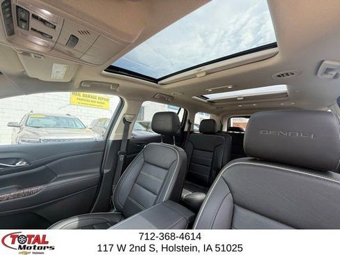 Used 2022 GMC Acadia Denali w/ LPO, Floor Liner Package AWD/4WD image 31
