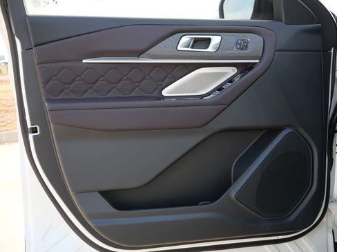 New 2026 Ford Explorer Platinum w/ LUX Leather Package image 12