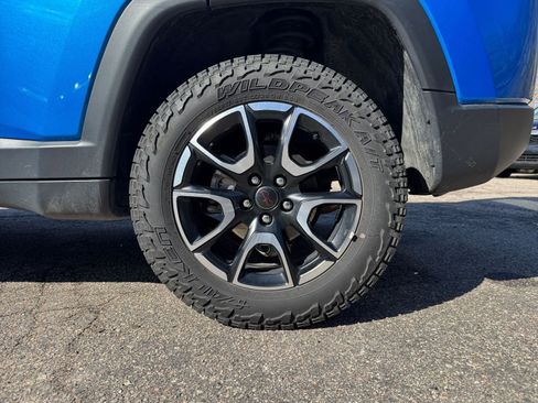 Used 2025 Jeep Compass Trailhawk image 25