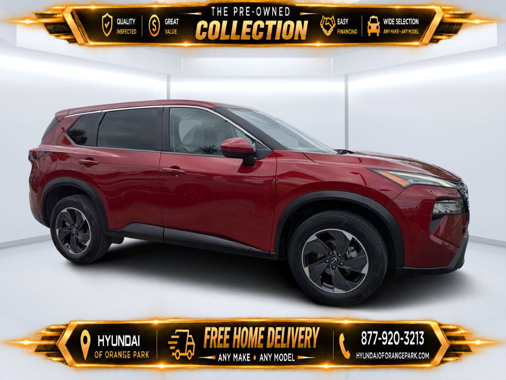 Used 2025 Nissan Rogue SV AWD/4WD image 1