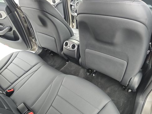 Certified 2019 Mercedes-Benz GLC 300 image 11