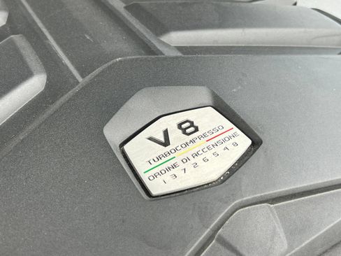 Used 2020 Lamborghini Urus AWD/4WD image 47