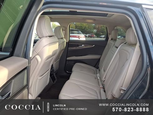 Certified 2022 Lincoln Nautilus Reserve image 10