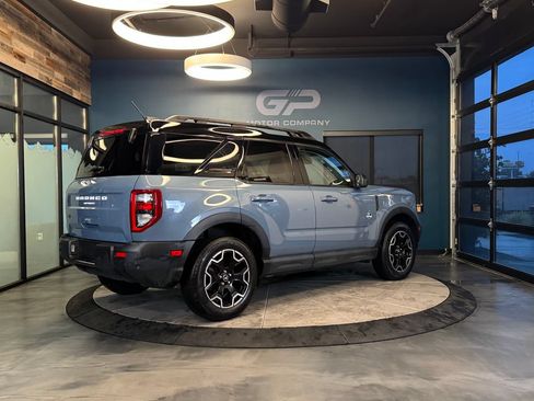 Used 2025 Ford Bronco Sport Outer Banks AWD/4WD image 3