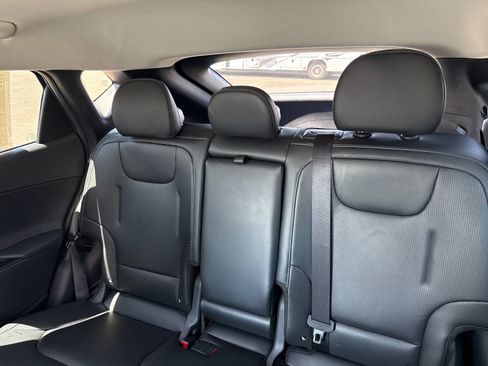 Used 2025 Kia EV6 Wind RWD image 11