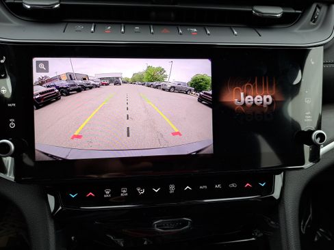 New 2026 Jeep Grand Cherokee L 4WD image 23