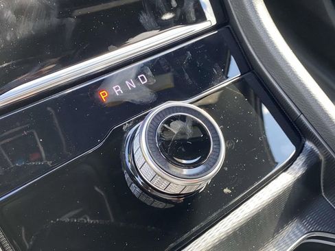 New 2026 Jeep Grand Cherokee L Limited RWD image 21
