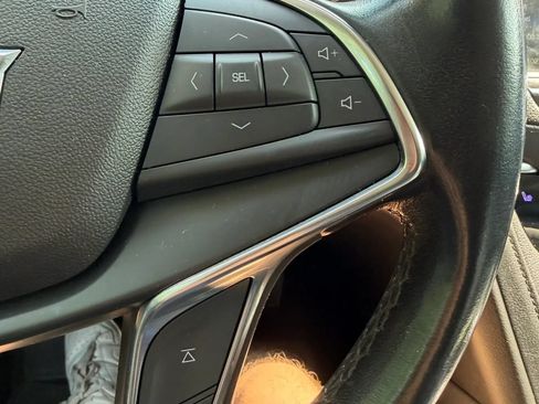 Used 2019 Cadillac XT5 Luxury AWD/4WD image 21