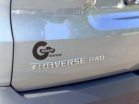 Used 2023 Chevrolet Traverse LT AWD/4WD image 30