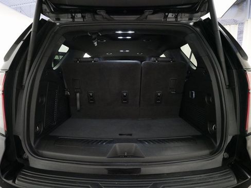 Used 2024 Chevrolet Tahoe LT image 10