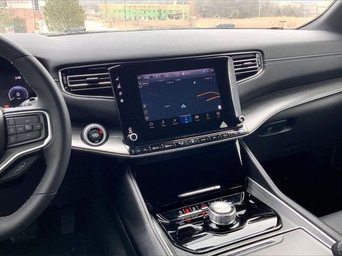 Used 2023 Jeep Wagoneer Series II image 11