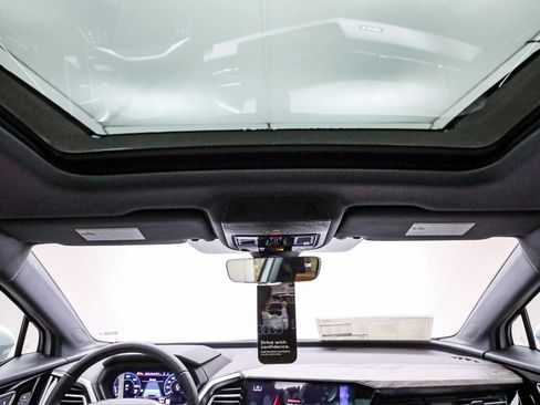 New 2026 Audi Q4 e-tron Premium image 18