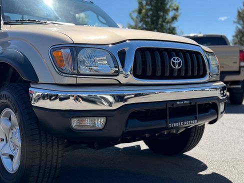 Used 2003 Toyota Tacoma 4x4 Xtracab V6 w/ Convenience Pkg image 49
