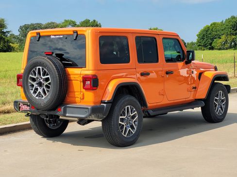 New 2025 Jeep Wrangler Sahara image 3